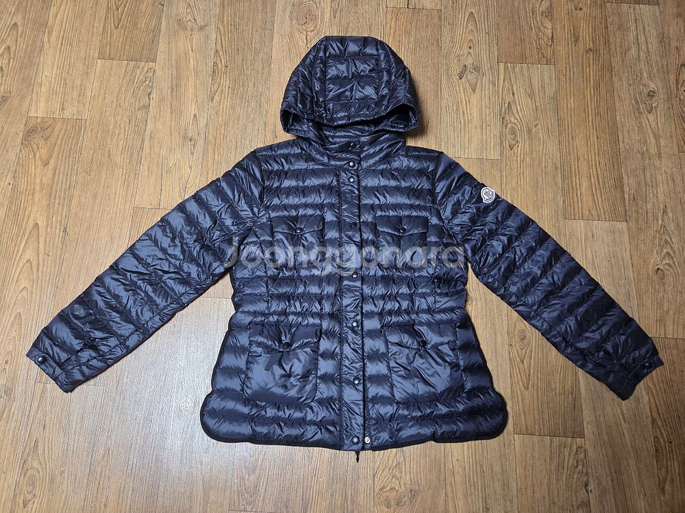 몽클레어 경량 패딩점퍼--0