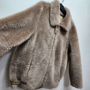 지고트 리얼양모 점퍼