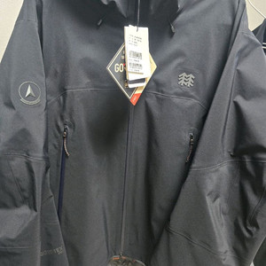 코오롱스포츠정품 고어텍스프로 자켓 새상품 판매합니다.