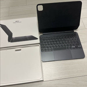 S급 ) 아이패드 매직키보드 11인치 M4