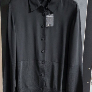 띠어리 블라우스 ㅡ정품 ㅡ가격내링