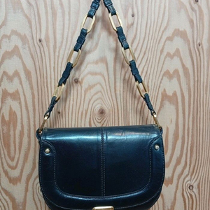 한섬 마인 양가죽 스트랩 체인 숄더 가방