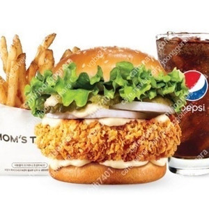 맘스터치 싸이버거세트 팝니다