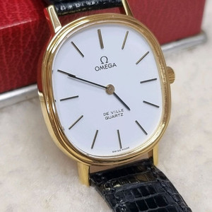 오메가 드빌 앨립스 화이트 다이얼 쿼츠 남여공용 시계 이미지