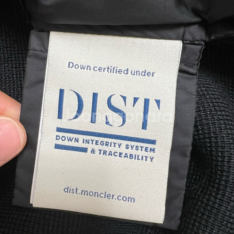 [블랙 L/새상품급] 몽클레어 김현우 니트패딩 트리콧 풀구성--4