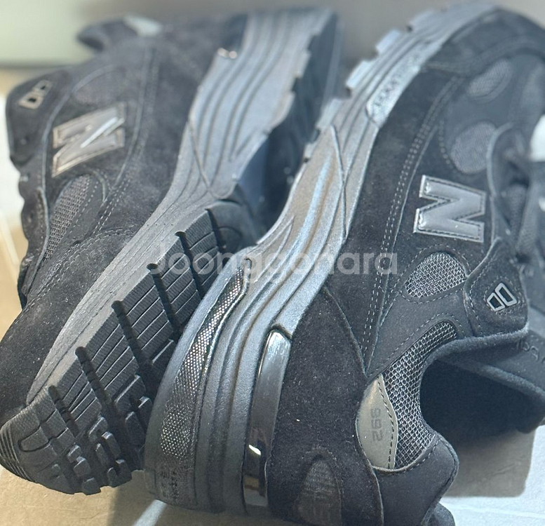 뉴발란스 992 트리플 블랙 270--0