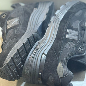 뉴발란스 992 트리플 블랙 270