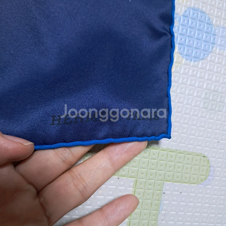 정품 에르메스 실크 스카프 카레 70--3