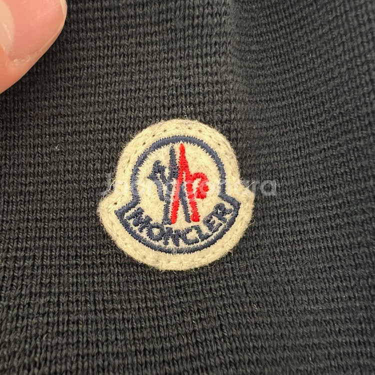 [블랙 L/새상품급]22F/W몽클레어 김현우 니트패딩 트리콧 풀구성--2