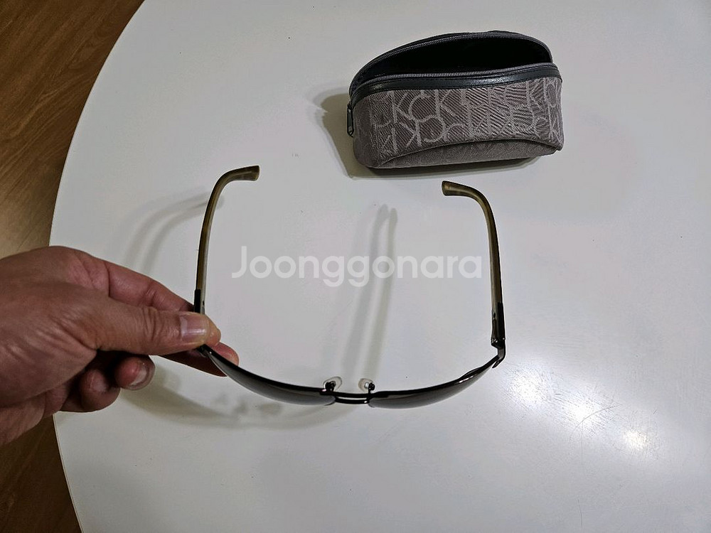 CK 캘빈클라인 선그라스--3