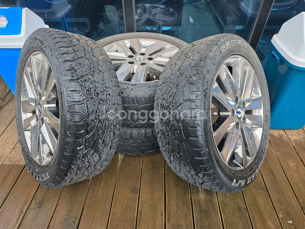 18인치 순정 휠타이어 세트--3