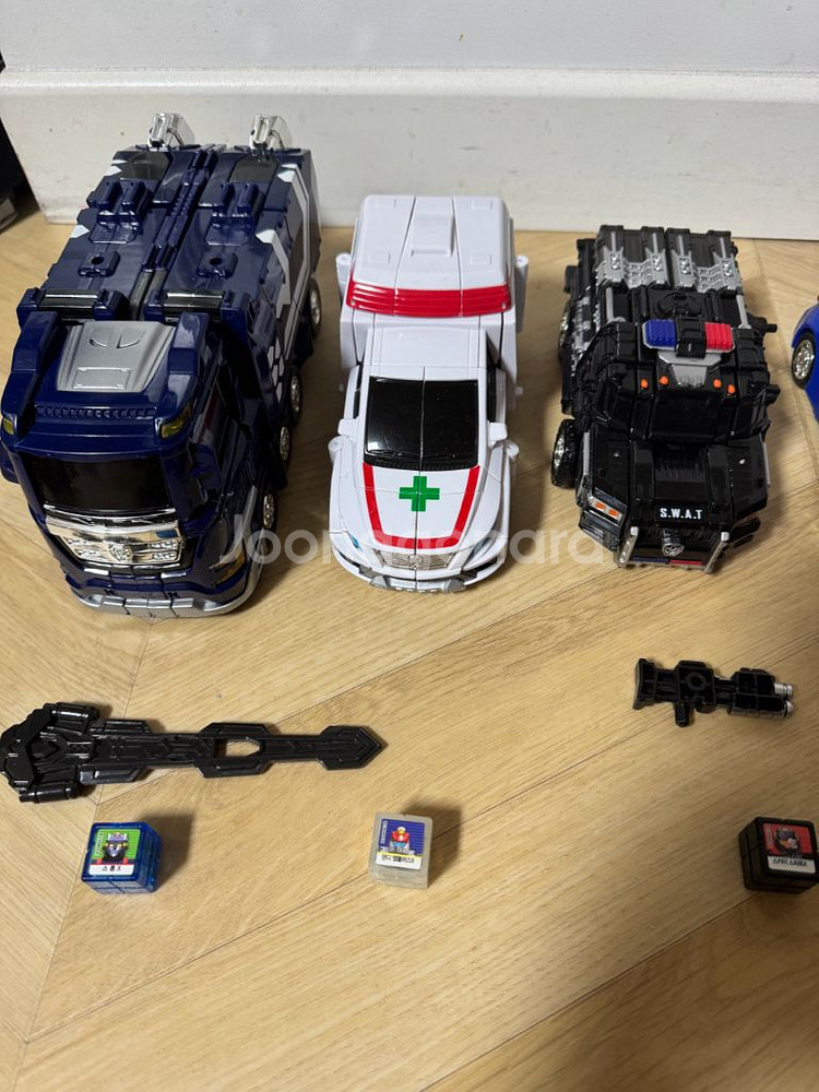 헬로카봇 펜타스톰X (로봇 별 큐브 및 무기포함)--4