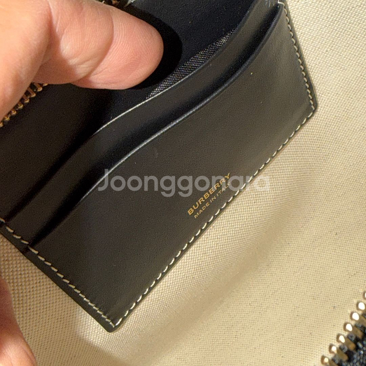 버버리 로고 패턴 클러치백--5