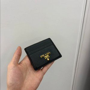 프라다 카드지갑 블랙