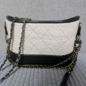 샤넬 가브리엘 호보 스몰백