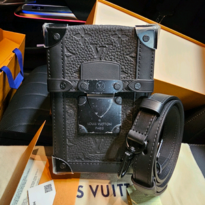 루이비통 버질아블로 s락 버티컬 트렁크 크로스백