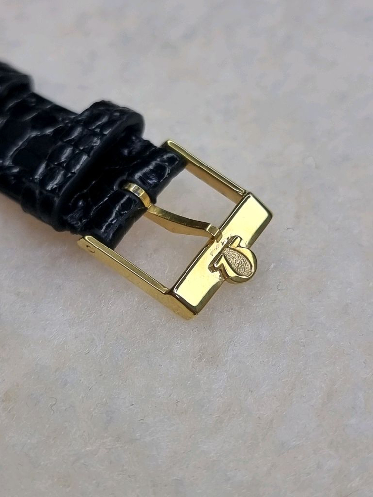 오메가 드빌 탱크 블랙 다이얼 핸드와인딩 여성 시계--5