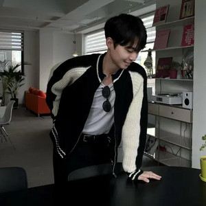 니트 하찌 집업 크롭 숏 블루종 나그랑 가디건 블랙