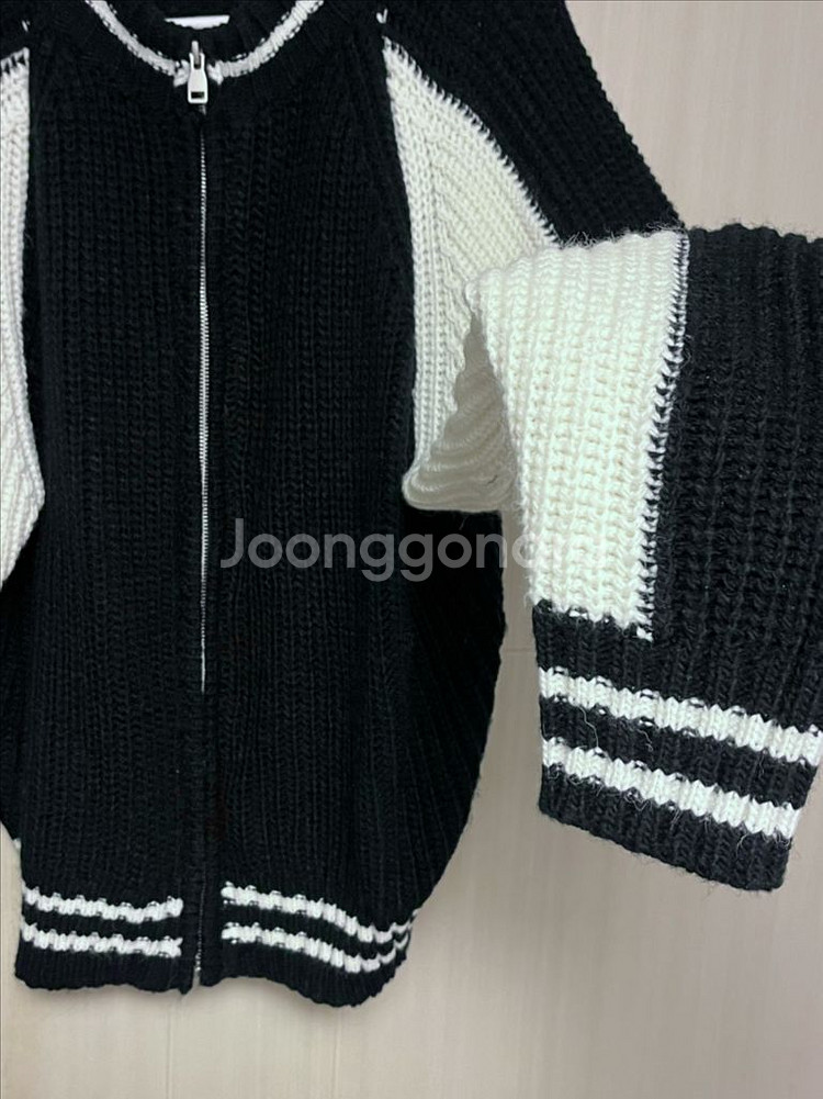 니트 하찌 집업 크롭 숏 블루종 나그랑 가디건 블랙--3