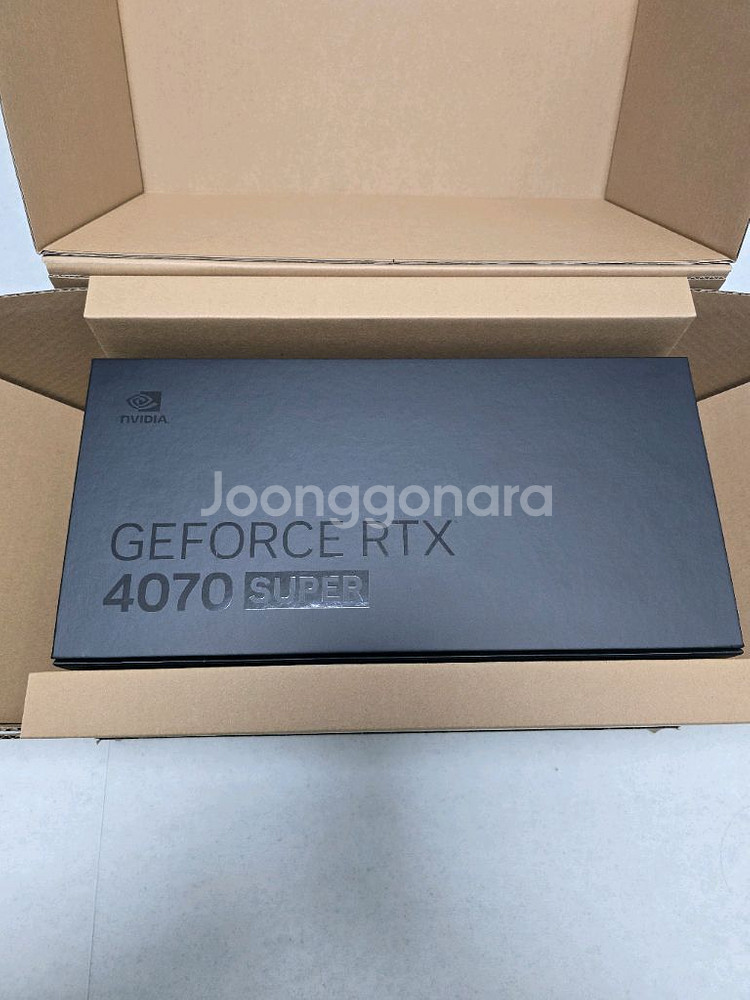 지포스 RTX 4070 SUPER 그래픽카드--0