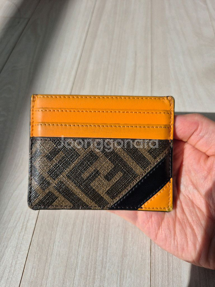 펜디 중고 카드지갑 판매--1