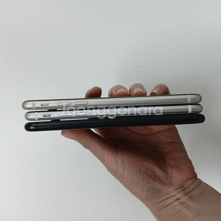 아이폰SE2 아이폰SE3 64기가 128기가 공기계 중고폰 학생폰 저가폰 유심기변 서브폰--3