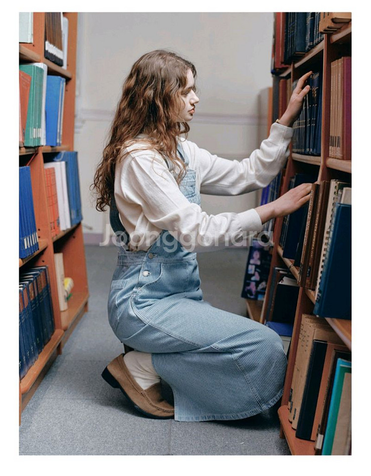 앤유 크랜본 포켓 포인트 데님 오버롤 원피스--2