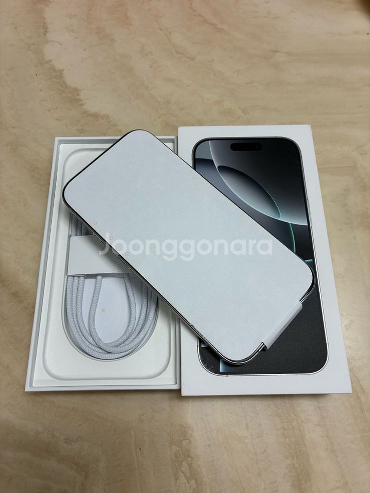 4개월사용 아이폰16프로 256gb 화이트--0