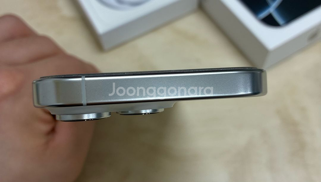 4개월사용 아이폰16프로 256gb 화이트--4