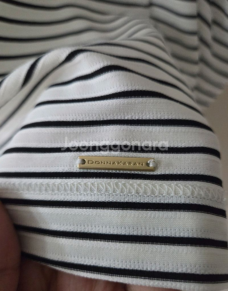 도나카란 뉴욕 스트라이프 셔링 티셔츠--5