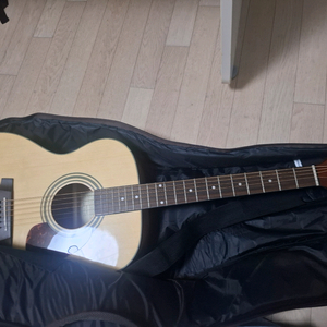 피닉스 어쿠스틱 기타