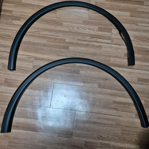 모델 Y 주니퍼 조수석 휀더 가니쉬