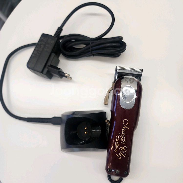 무선 클리퍼 왈정품 충전기 짹다있어요--0