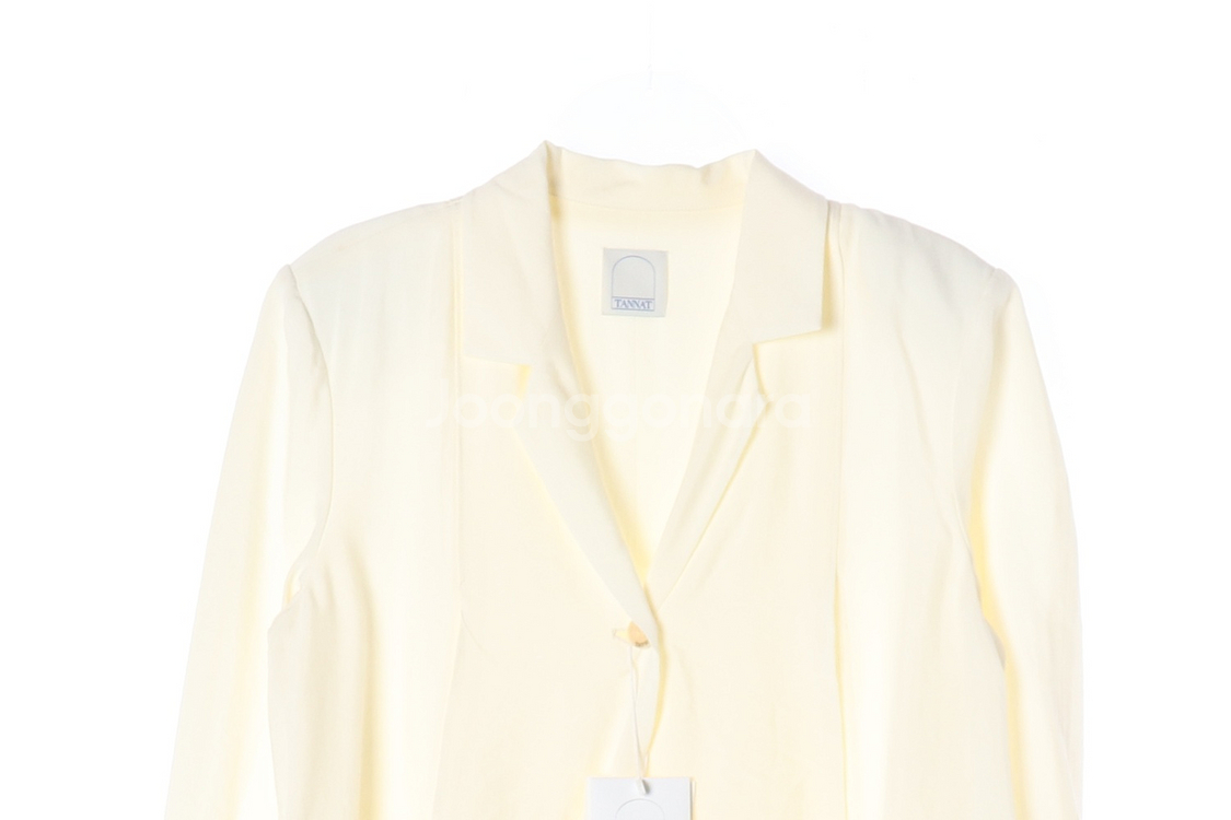 (새상품)[M]타낫 린넨 크림 숏 자켓 블레이저 재킷--1