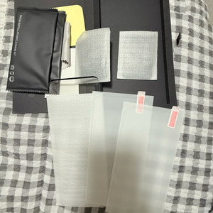 아이폰 14프로맥스 강화유리 팔아요