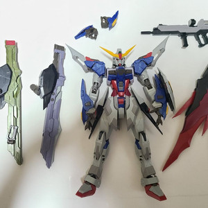 용도자 데스티니 가조립 건담 판매 합니다