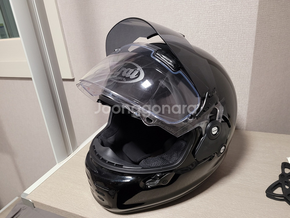 아라이 라피드네오 블랙유광 팝니다--0