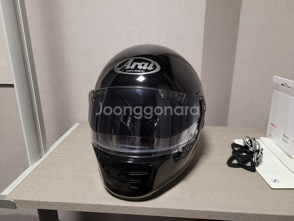 아라이 라피드네오 블랙유광 팝니다--1