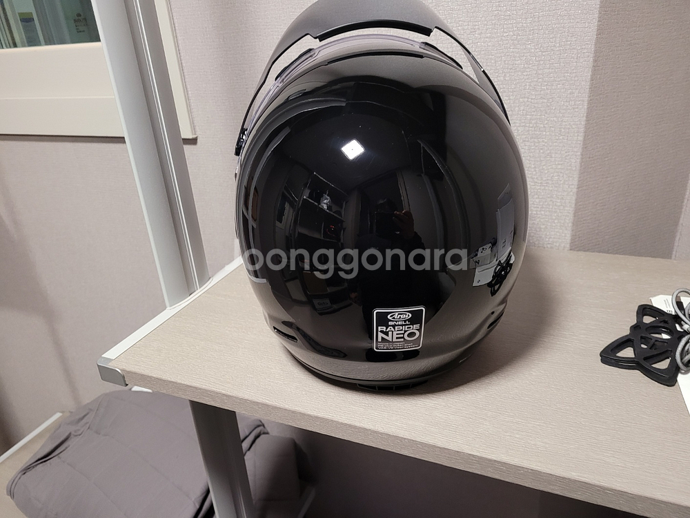 아라이 라피드네오 블랙유광 팝니다--3