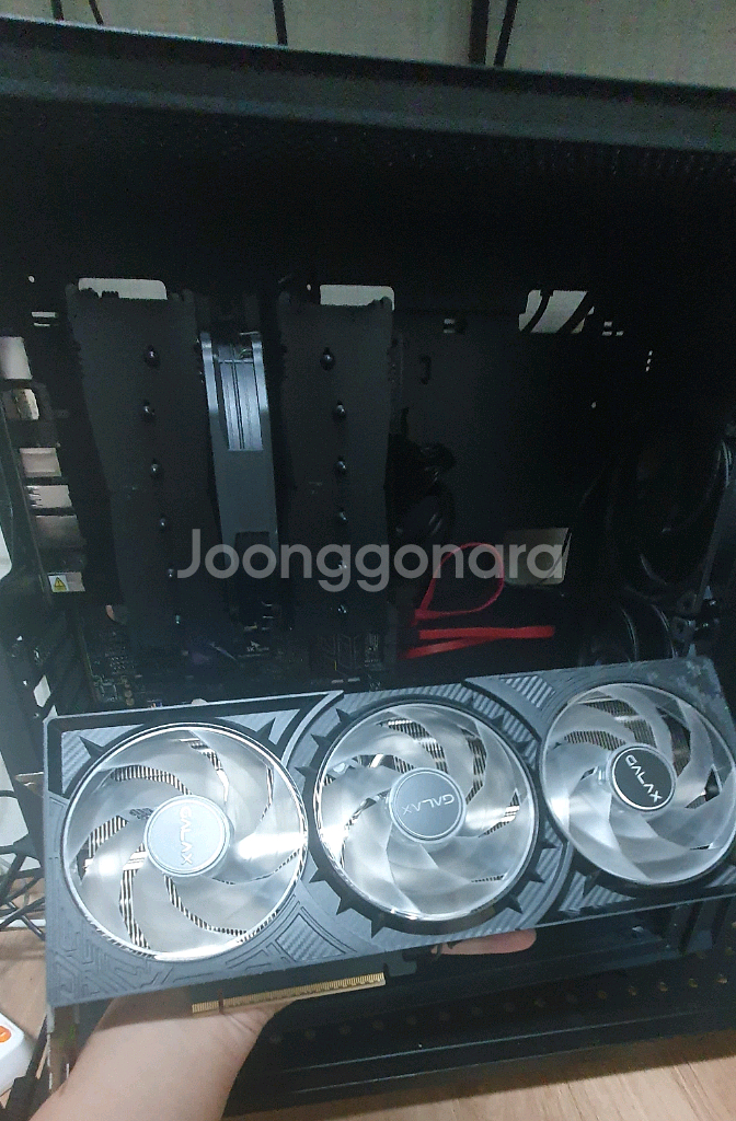 갤럭시 RTX 5080 그래픽카드 판매. 직거래 전남권--0