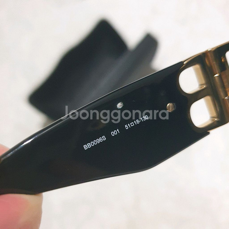 발렌시아가 렉탱글 선글라스 BB0096S--4