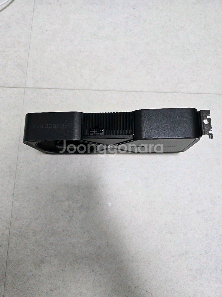 지포스 RTX 4070 SUPER 그래픽카드--3