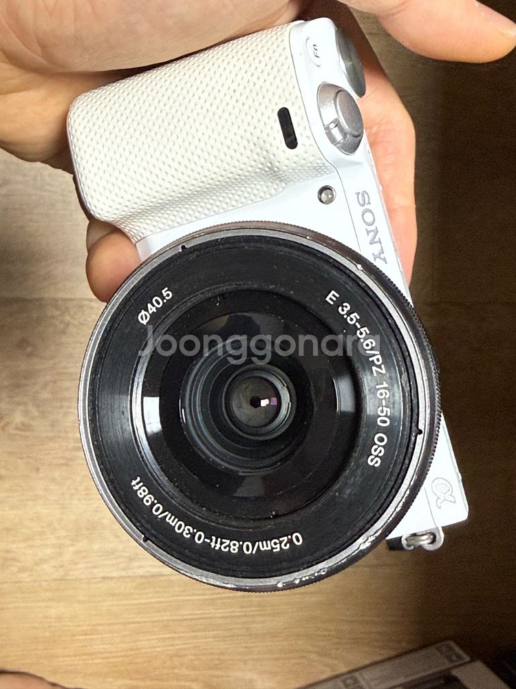 소니 NEX-5T + 16-50 미러리스 카메라 킷--0