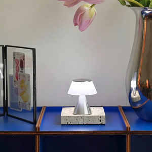 렉슨 LUMA S 루마S 테이블 인테리어 LED무드등 무선스탠드 라이트핑크 LH96MLP