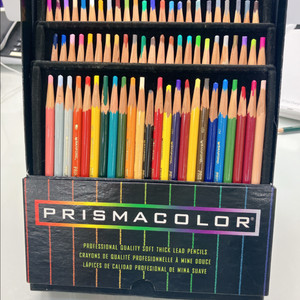 프리즈마컬러 72색 색연필 세트