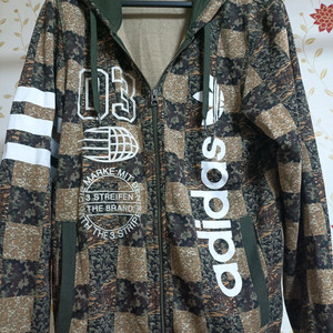 아디다스 카모플라주 후드 집업