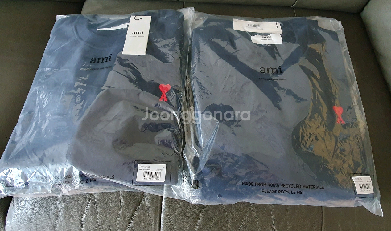 새상품)아미 네이비 맨투맨 라지--2