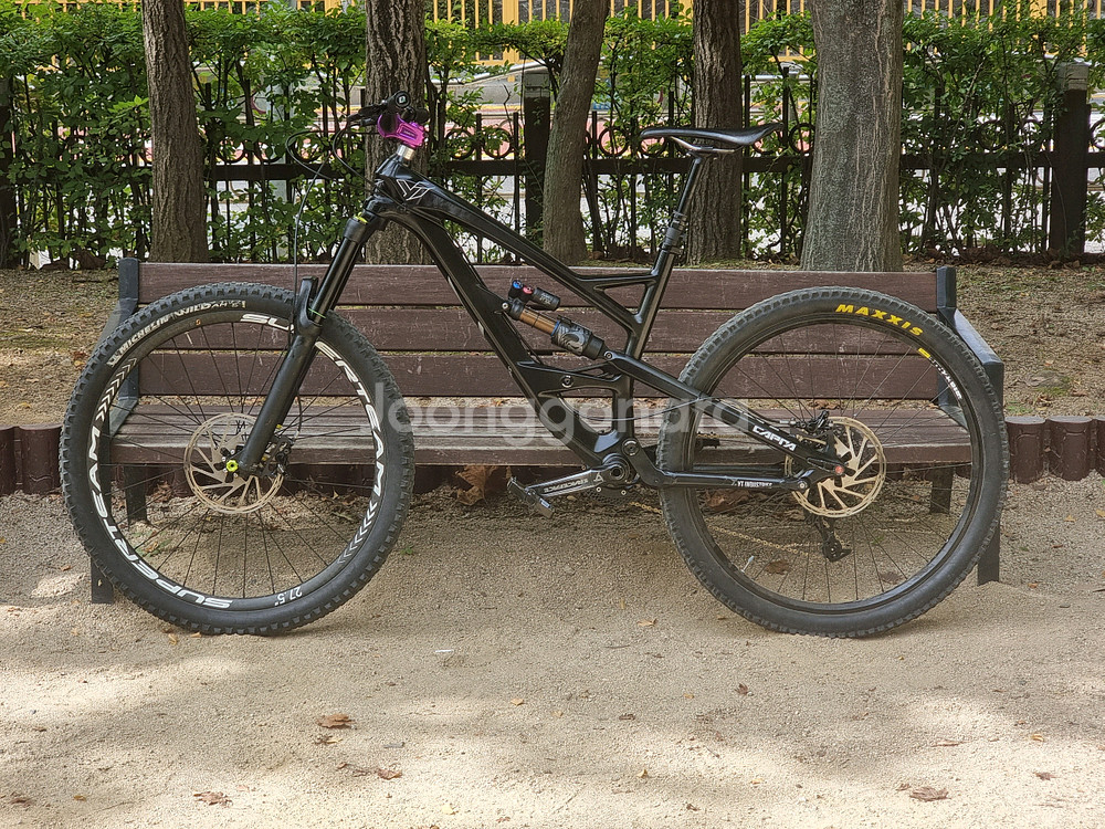 yt카프라 17년식 카본풀샥 mtb--5