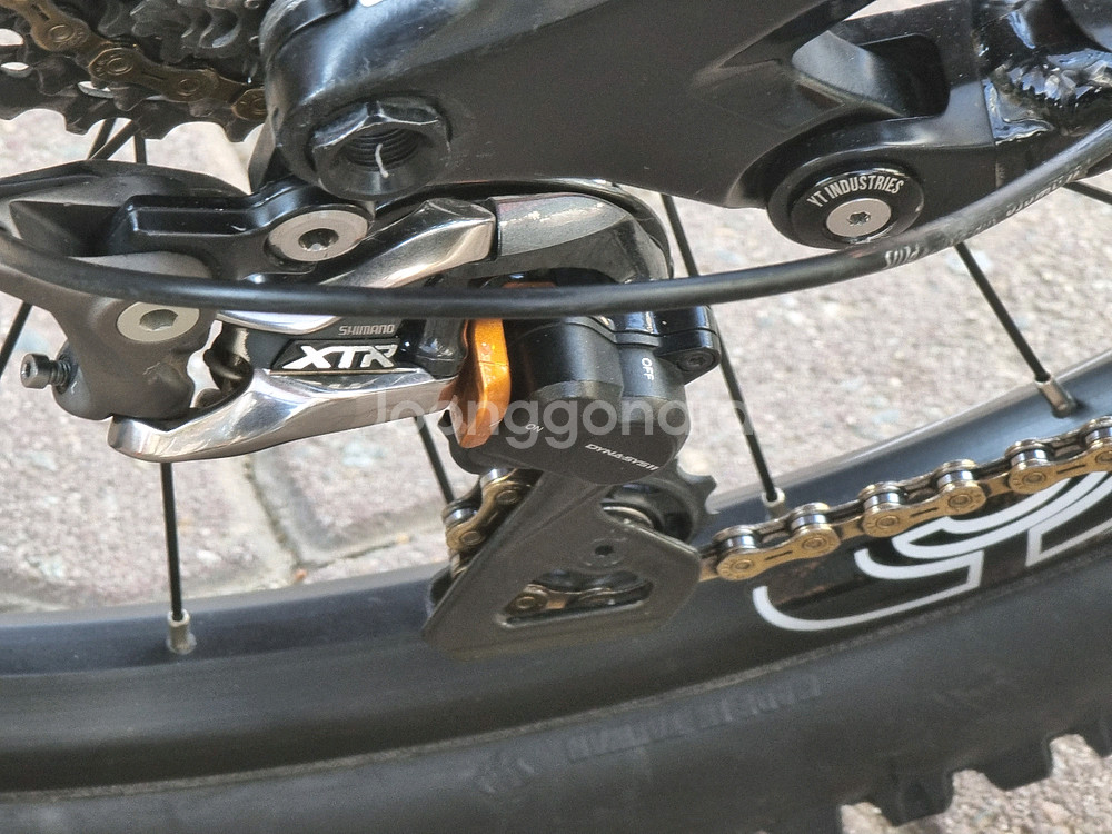 yt카프라 17년식 카본풀샥 mtb--8