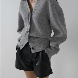 11am 제작 가디건